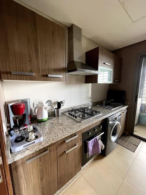 Unit Near Airport Apartment Casablanca