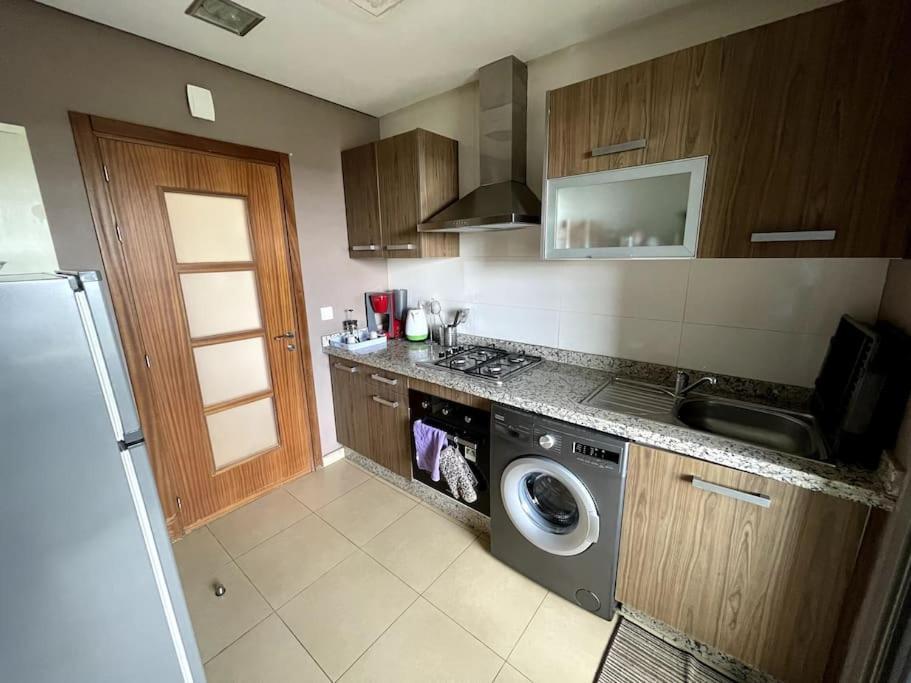 Unit Near Airport Apartment Casablanca